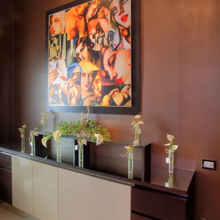 Cenacolo Hotell 4*