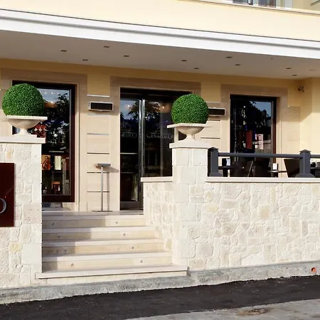 Hotel Cenacolo 4*